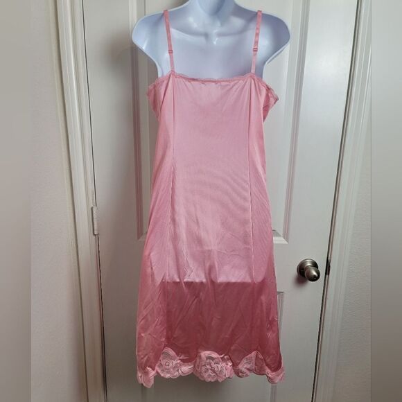 VANITY FAIR Vintage Slip Dress - Picture 6 of 7